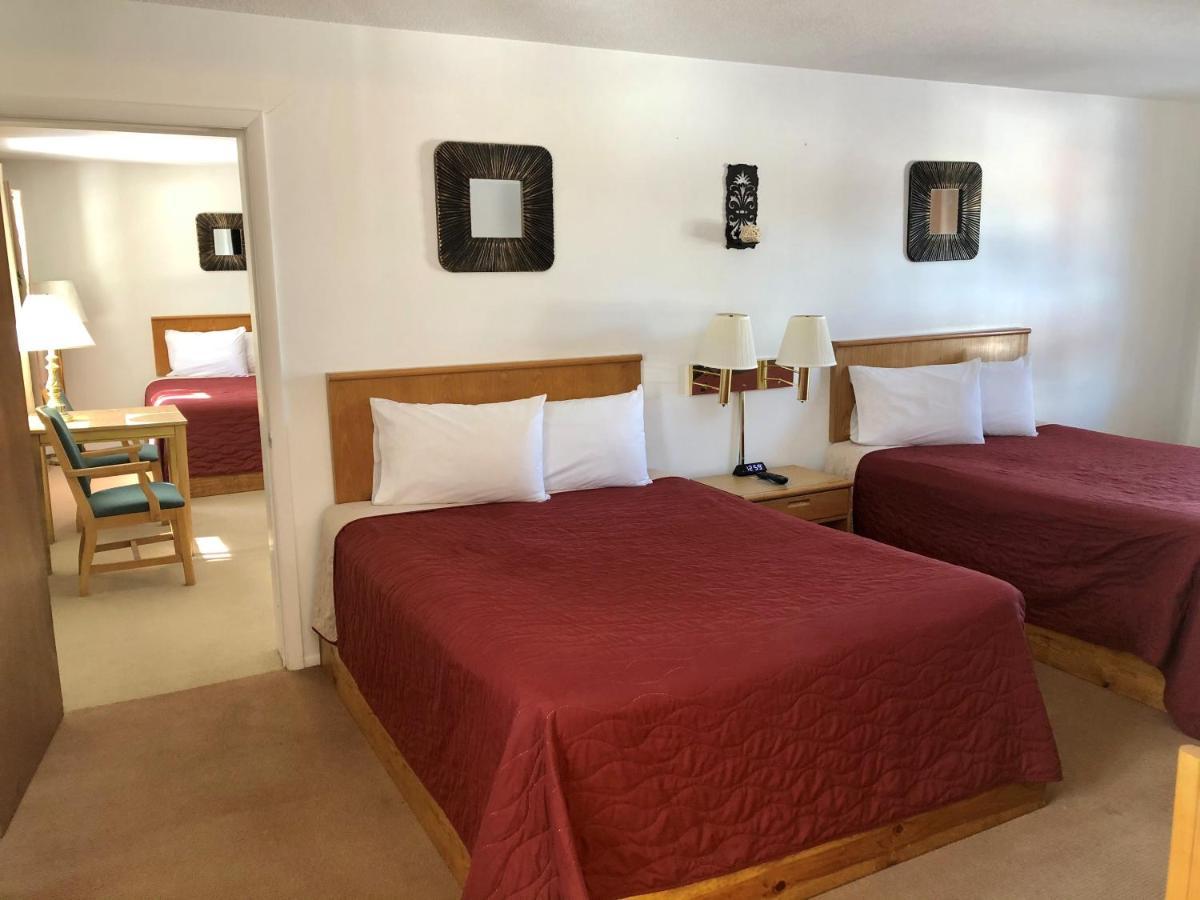 Budget Host Inn アイアンウッド エクステリア 写真